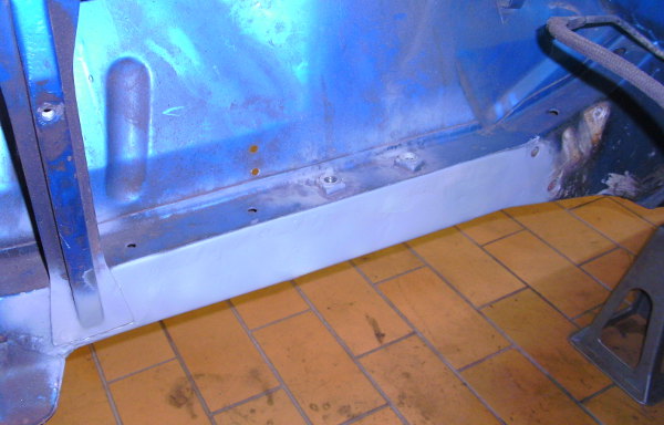 P3 Coupe L�ngstr�ger grundiert