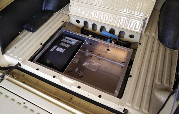 P3_Turnier_E Batteriekasten hinten Probe